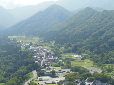 東京